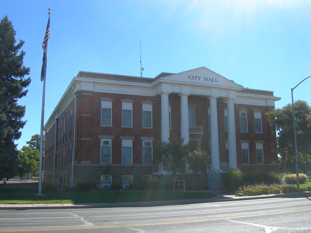 Brighton, Colorado, City Hall